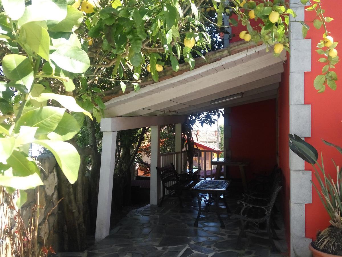 Hotel Las Palmeras Celorio  Exterior photo
