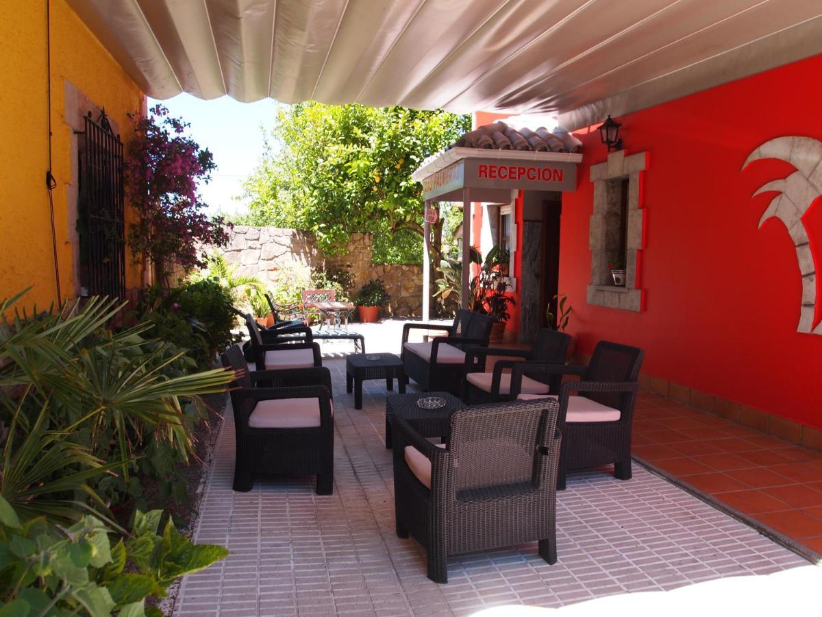 Hotel Las Palmeras Celorio  Exterior photo